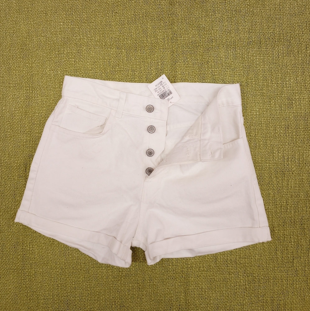 Brandy Melville white button fly shorts medium